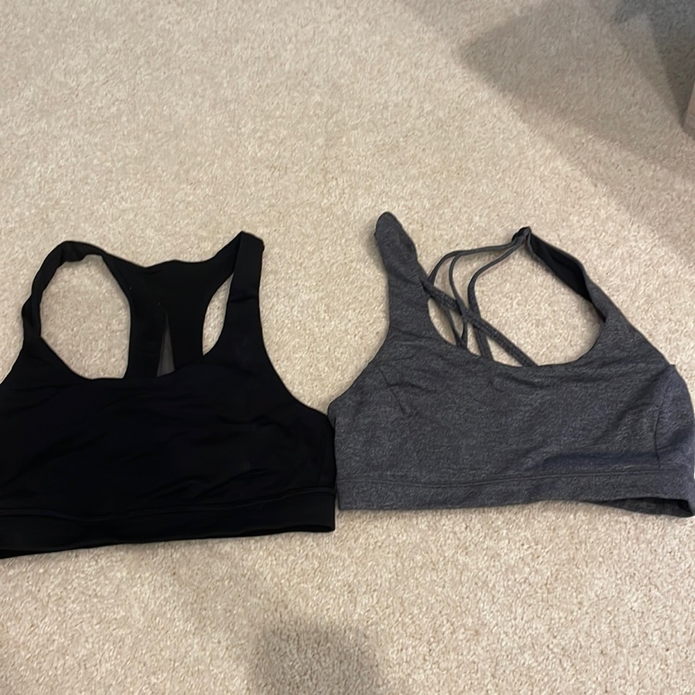 Lululemon sports bra